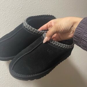 UGG Tasman Black Slippers with Silver Stitching